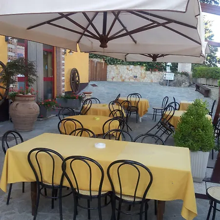 Antica Trattoria Bacco Nocleg ze śniadaniem 3*